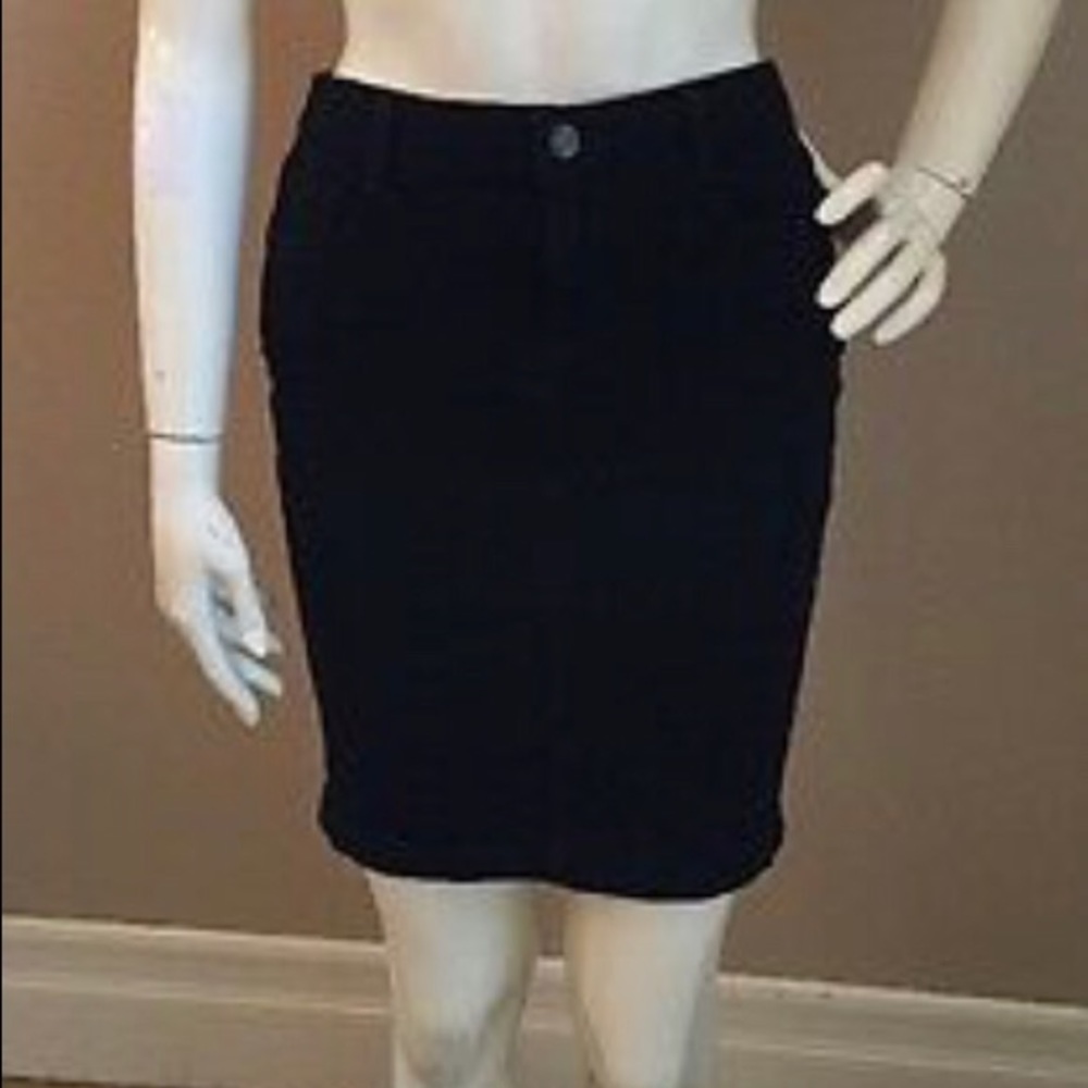 Rachel Roy Black pencil skirt